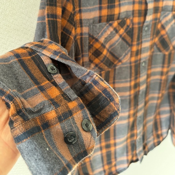 Active Ride Shop Flannel - Picture 3 of 7